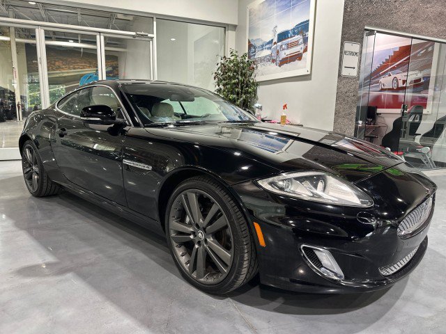 Used 2013 Jaguar XK Coupe RWD image 65