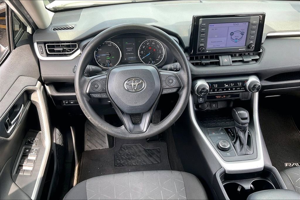Used 2021 Toyota RAV4 XLE w/ Carpet Mat Package (TMS) AWD/4WD image 4