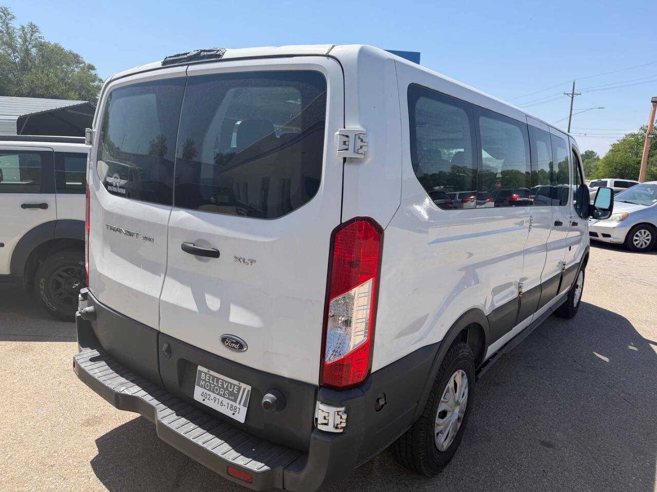 Used 2016 Ford Transit 350 XLT RWD image 5