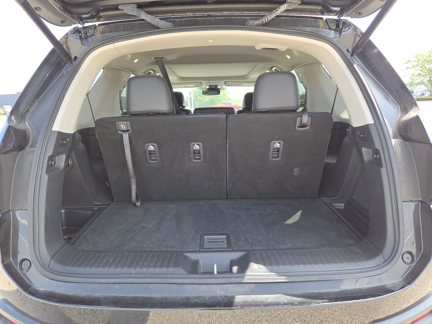 Used 2025 Honda Pilot Touring image 21