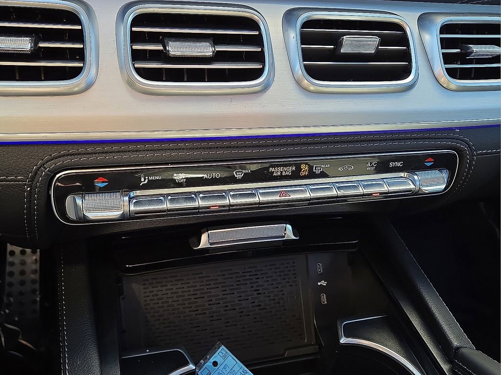 Used 2025 Mercedes-Benz GLE 53 AMG 4MATIC image 29