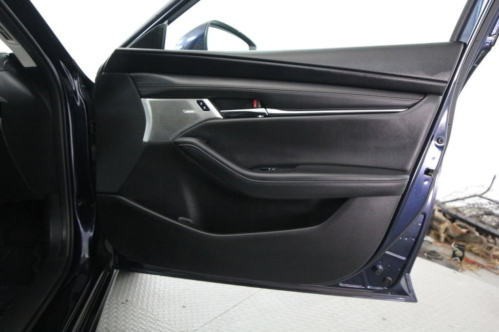 Used 2019 MAZDA MAZDA3 Sedan w/ Preferred Package FWD image 53
