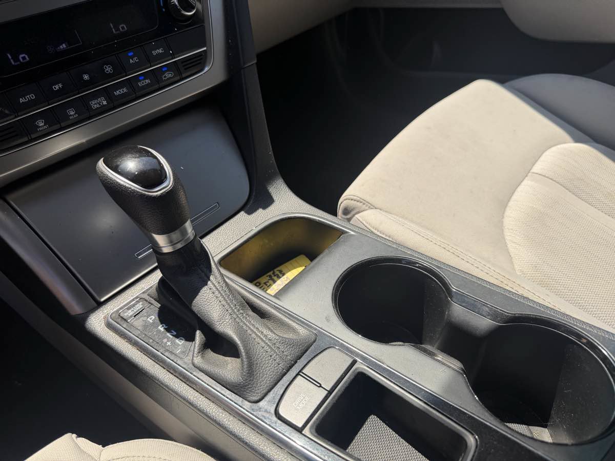 Used 2017 Hyundai Sonata SE FWD image 22