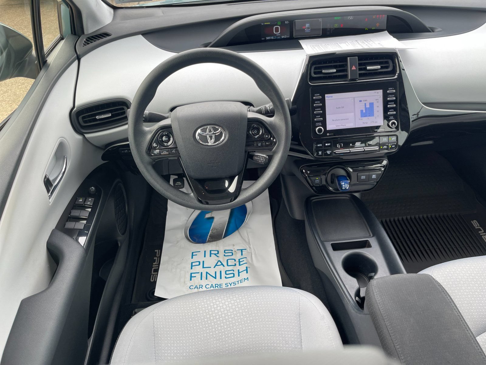 Used 2021 Toyota Prius LE FWD image 16