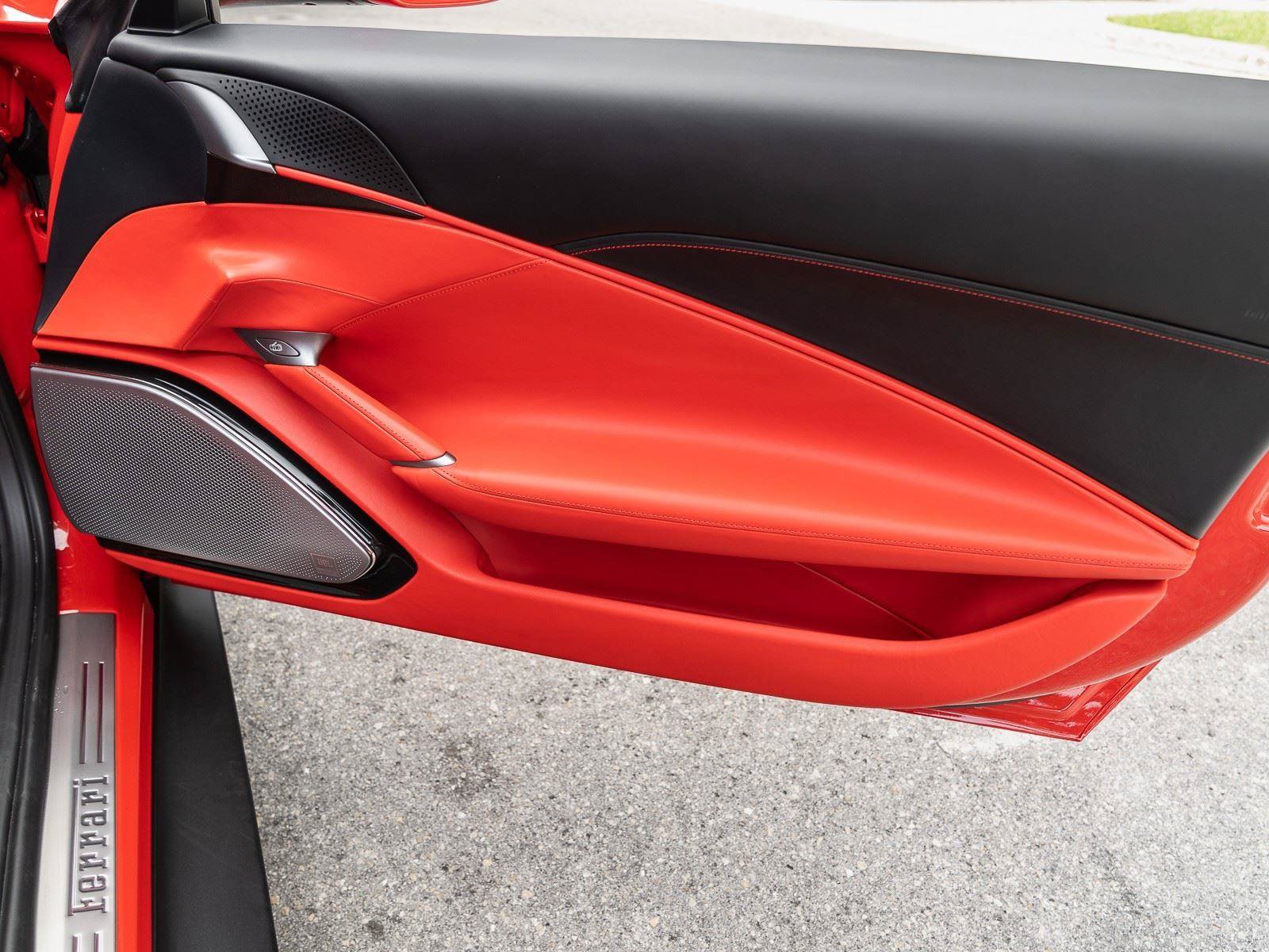 Used 2024 Ferrari Roma Spider RWD image 39