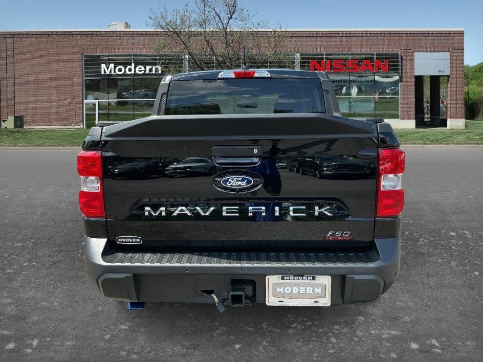 Used 2025 Ford Maverick XL w/ Equipment Group 102A AWD/4WD image 3