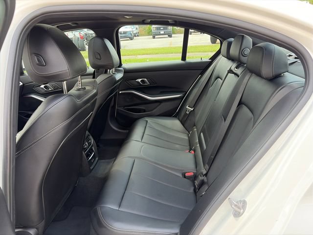 Used 2026 BMW 330i xDrive Sedan AWD/4WD image 12