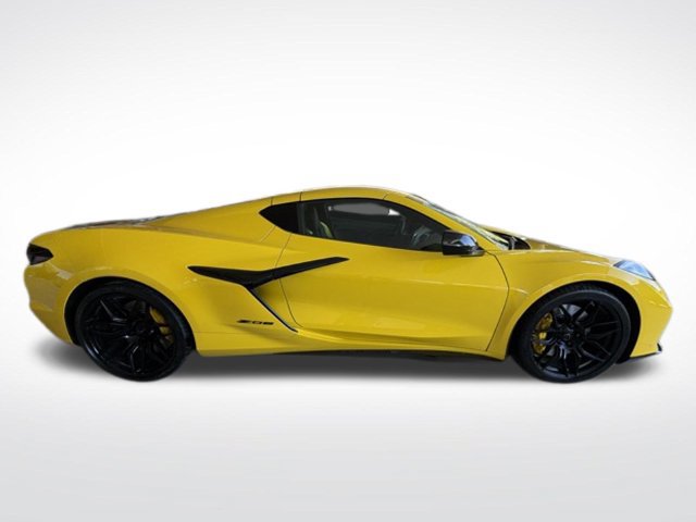New 2027 Chevrolet Corvette Z06 w/ Stealth Interior Trim Package RWD image 26