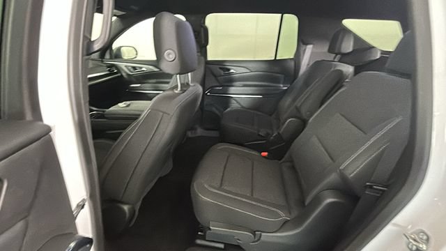 Used 2025 Chevrolet Traverse LT AWD/4WD image 26