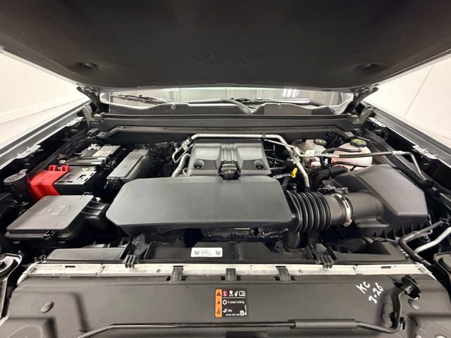 Certified 2025 Chevrolet Colorado Z71 w/ Technology Package AWD/4WD image 33