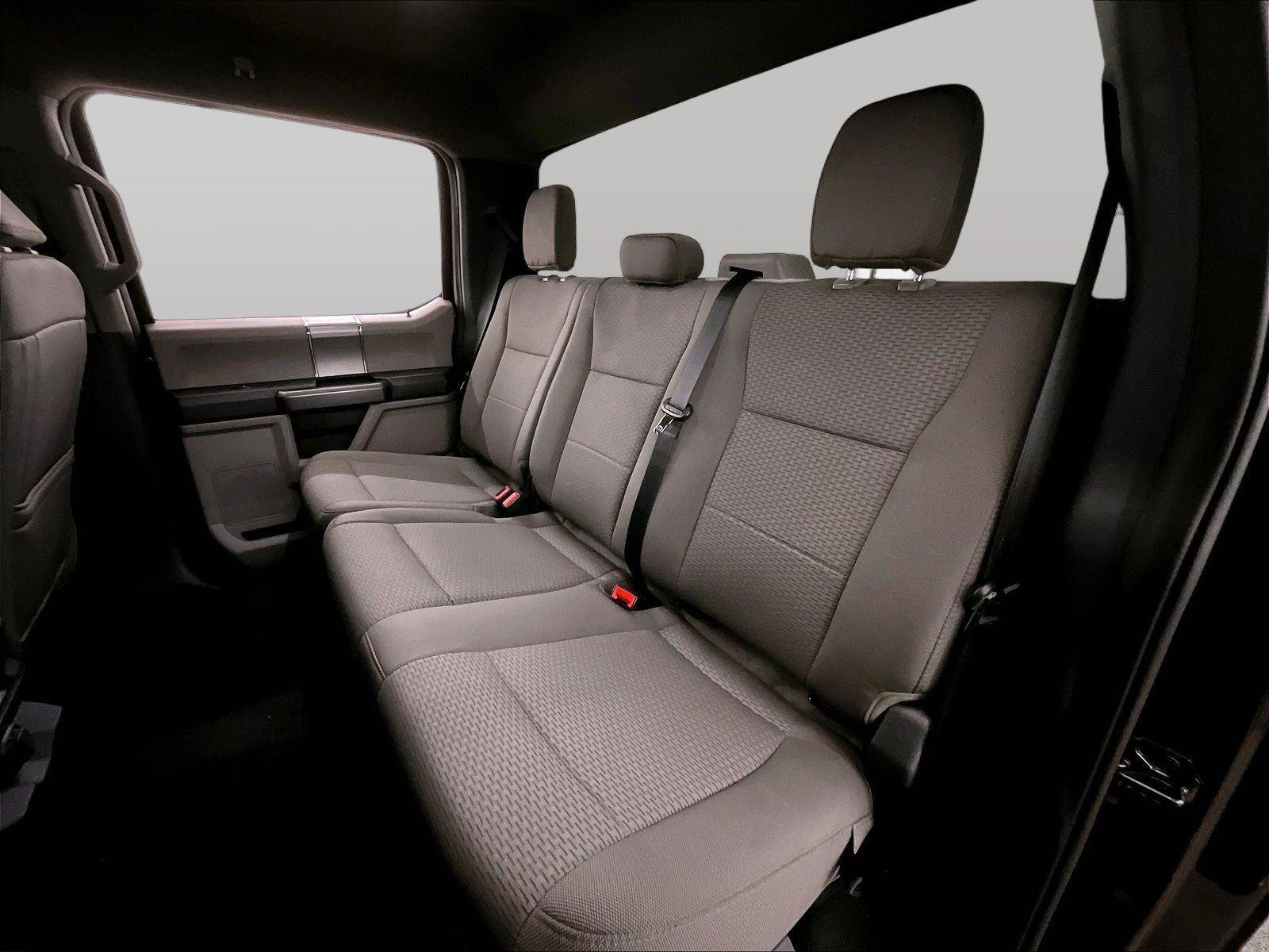 Used 2022 Ford F350 XLT w/ XLT Premium Package AWD/4WD image 25