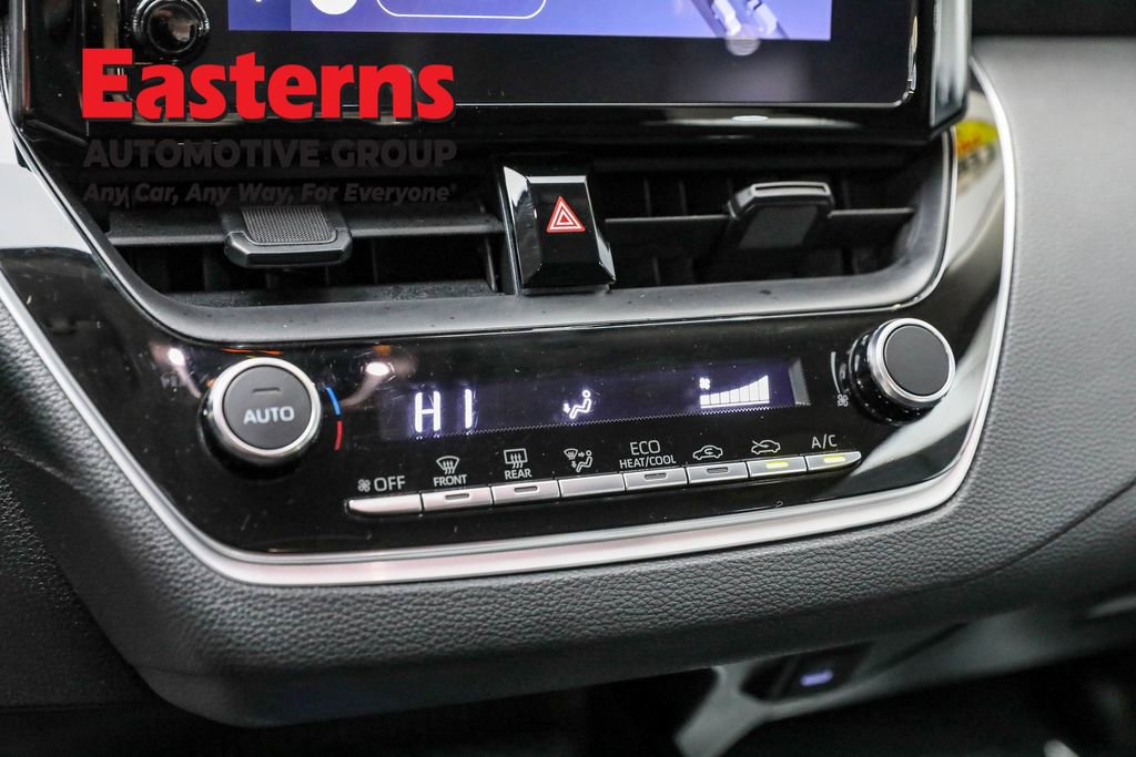 Used 2025 Toyota Corolla LE image 20