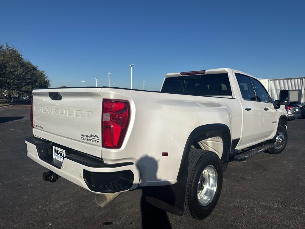 Used 2023 Chevrolet Silverado 3500 High Country image 3
