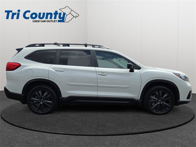 Used 2022 Subaru Ascent Onyx Edition image 9