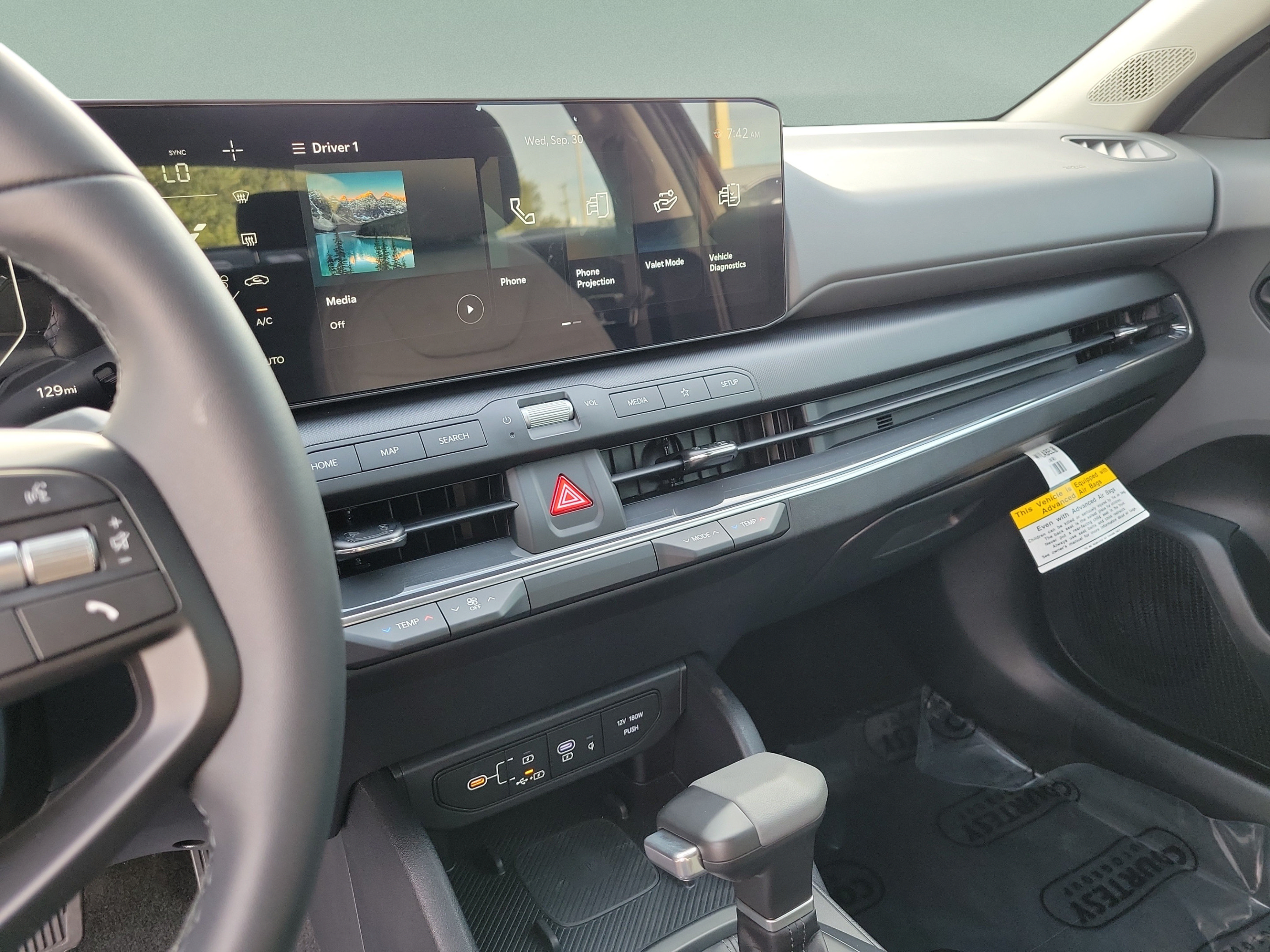 Certified 2025 Kia K4 EX FWD image 27