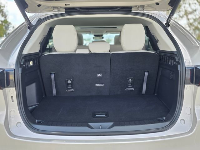 Certified 2024 MAZDA CX-90 Plug-In Hybrid w/ Preferred image 14