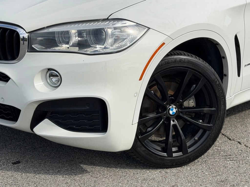 Used 2018 BMW X6 sDrive35i w/ M Sport Package RWD image 4