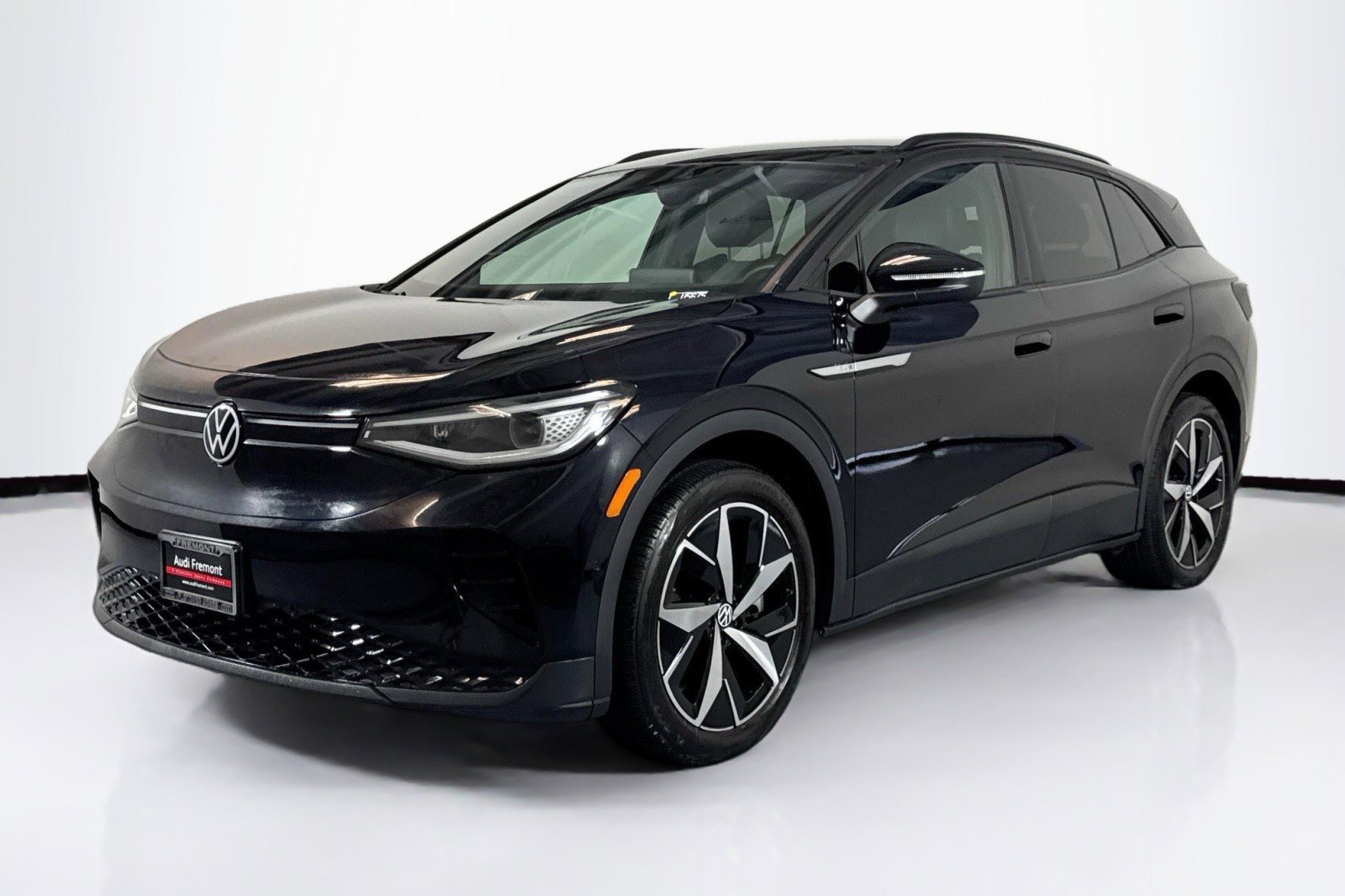 Used 2023 Volkswagen ID.4 S image 1