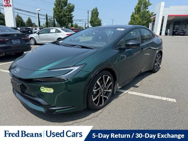 Used 2025 Toyota Prius Plug-In Hybrid FWD image 23