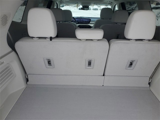 Certified 2025 Buick Enclave Avenir w/ Super Cruise Package image 8