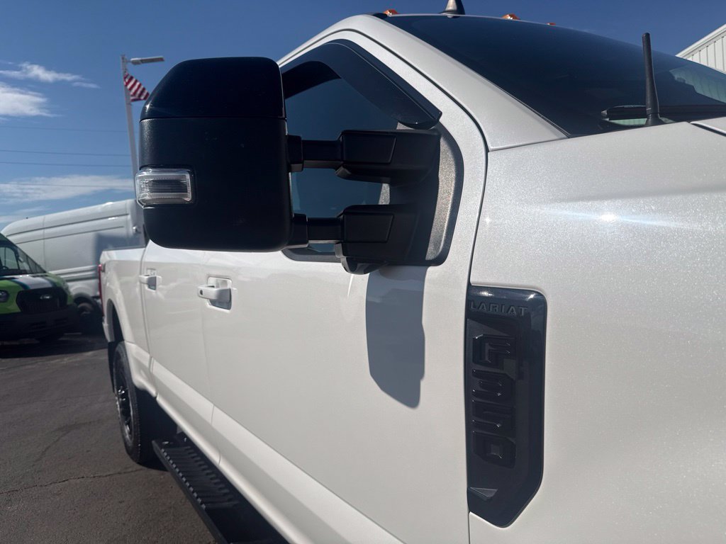 Used 2019 Ford F350 Lariat w/ Lariat Ultimate Package AWD/4WD image 16