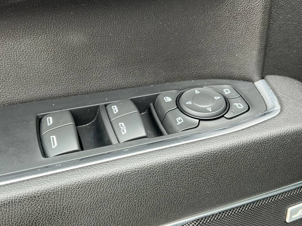 Used 2023 GMC Sierra 1500 SLT w/ SLT Convenience Package AWD/4WD image 25