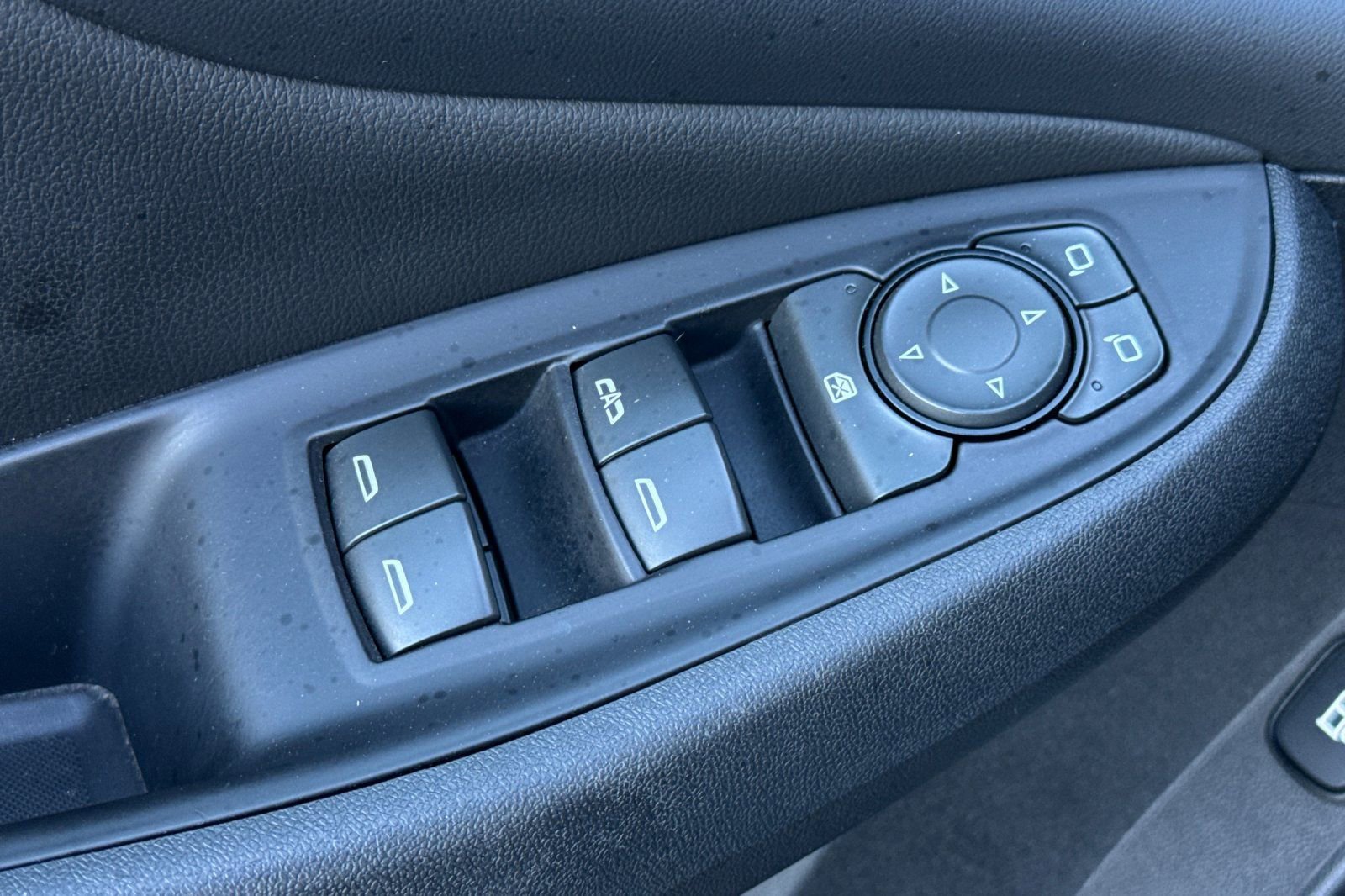 Used 2019 Chevrolet Volt LT w/ Comfort Package image 12