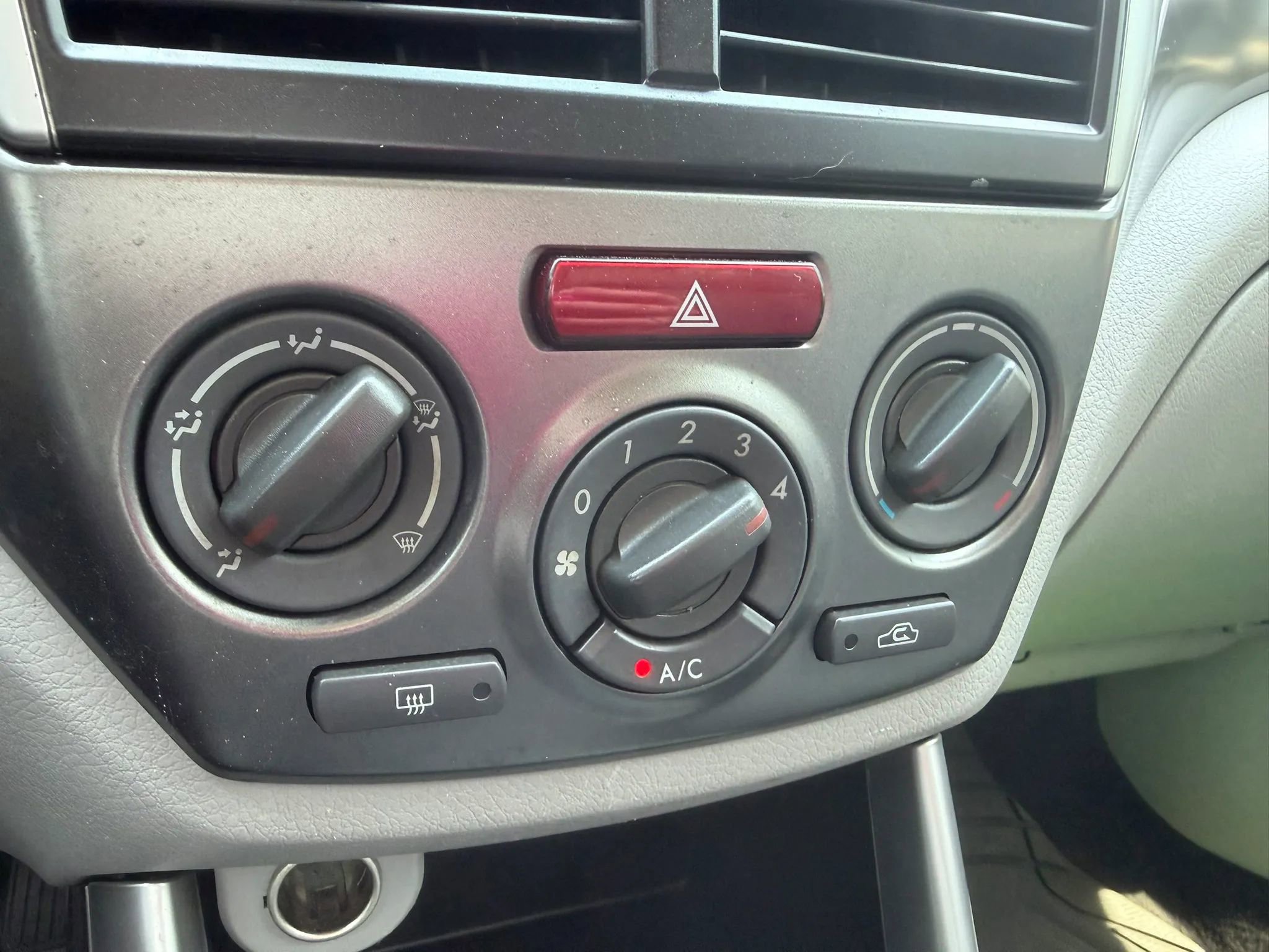 Used 2013 Subaru Forester 2.5X image 19