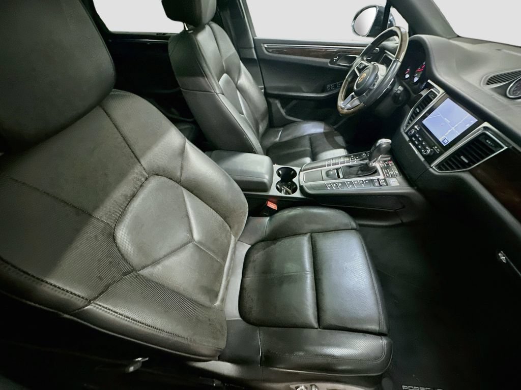 Certified 2017 Porsche Macan S AWD/4WD image 29