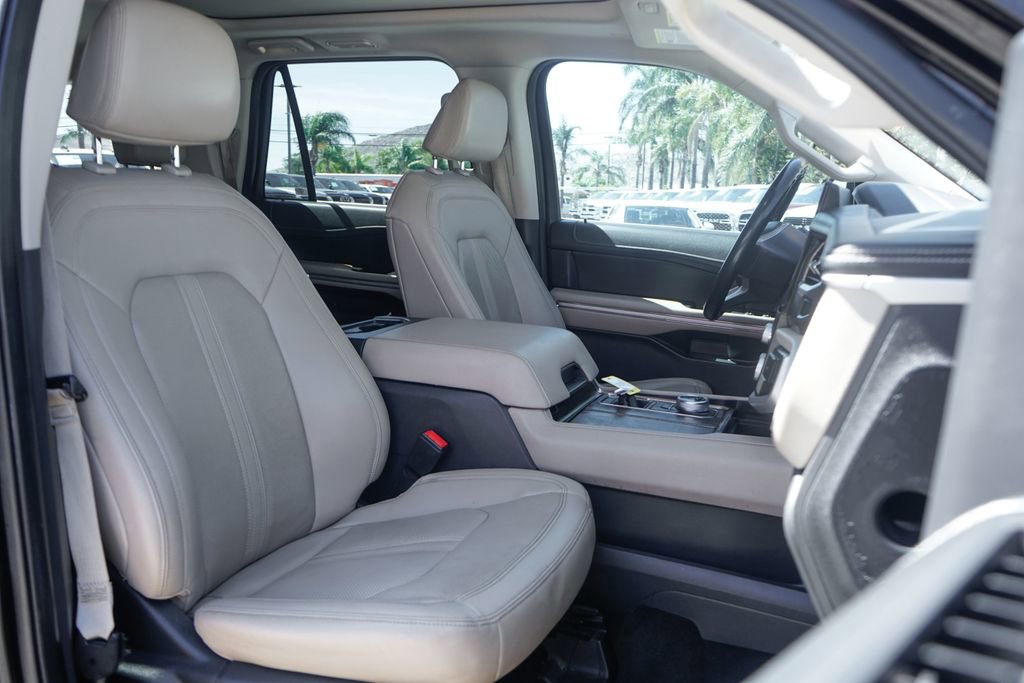 Used 2022 Ford Expedition Max Limited RWD image 47