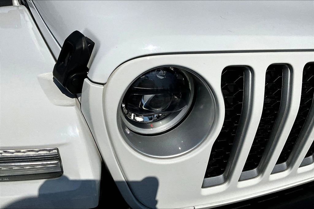 Used 2023 Jeep Wrangler Unlimited Sahara w/ Cold Weather Group image 31