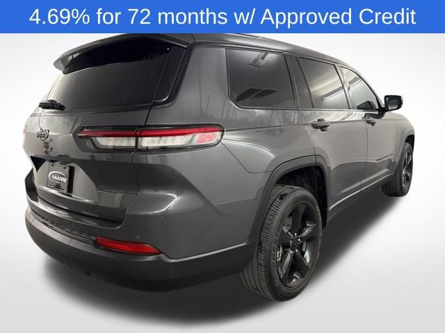 Used 2025 Jeep Grand Cherokee L Laredo image 8