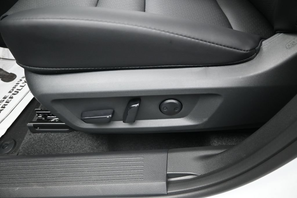 New 2026 Nissan Rogue Dark Armor FWD image 15