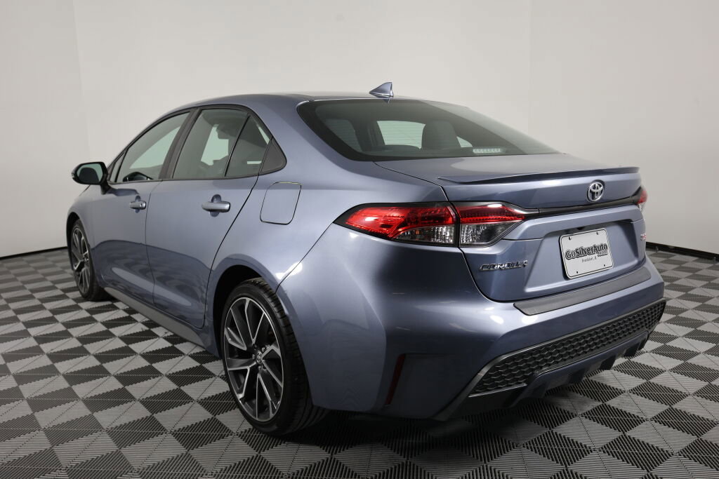 Used 2020 Toyota Corolla SE w/ Carpet Mat Package (TMS) image 4