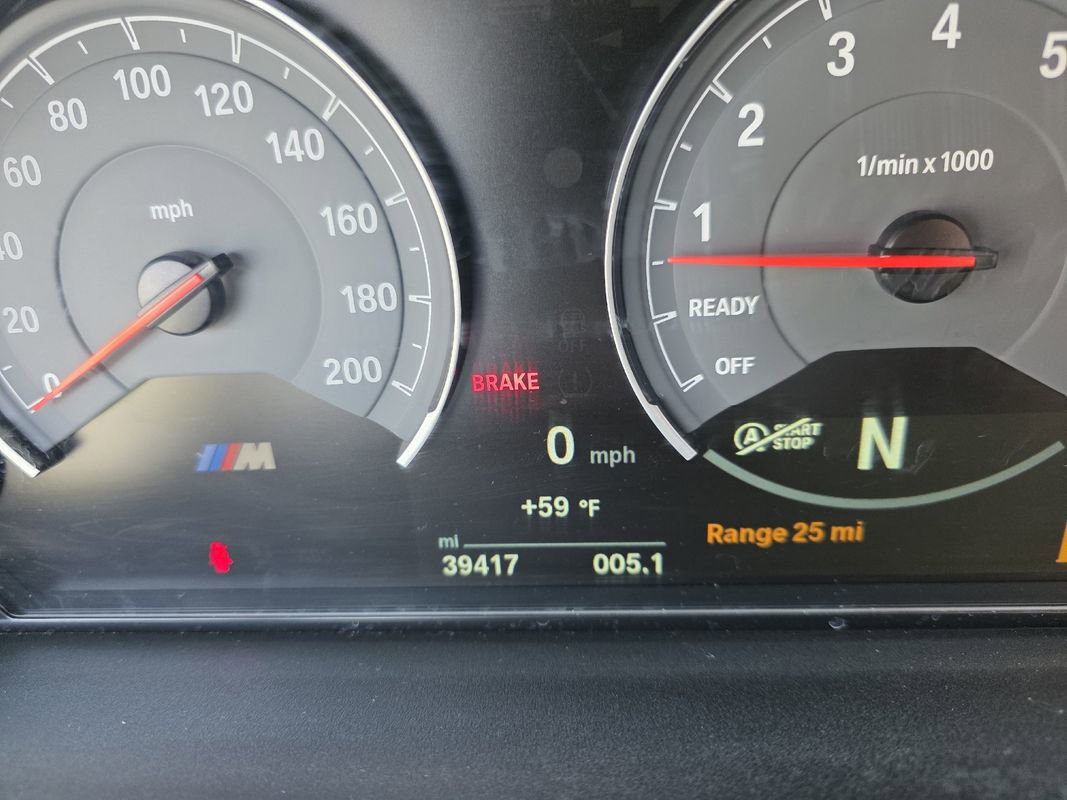 Used 2017 BMW M4 image 26