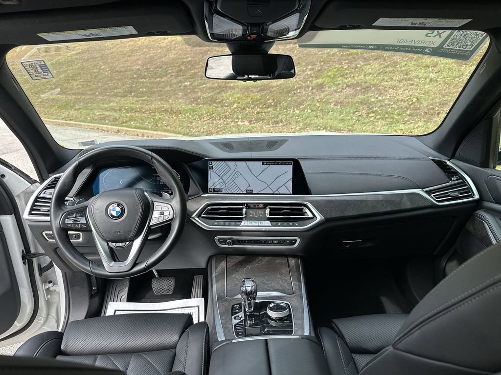 Used 2023 BMW X5 xDrive40i w/ Premium Package image 28