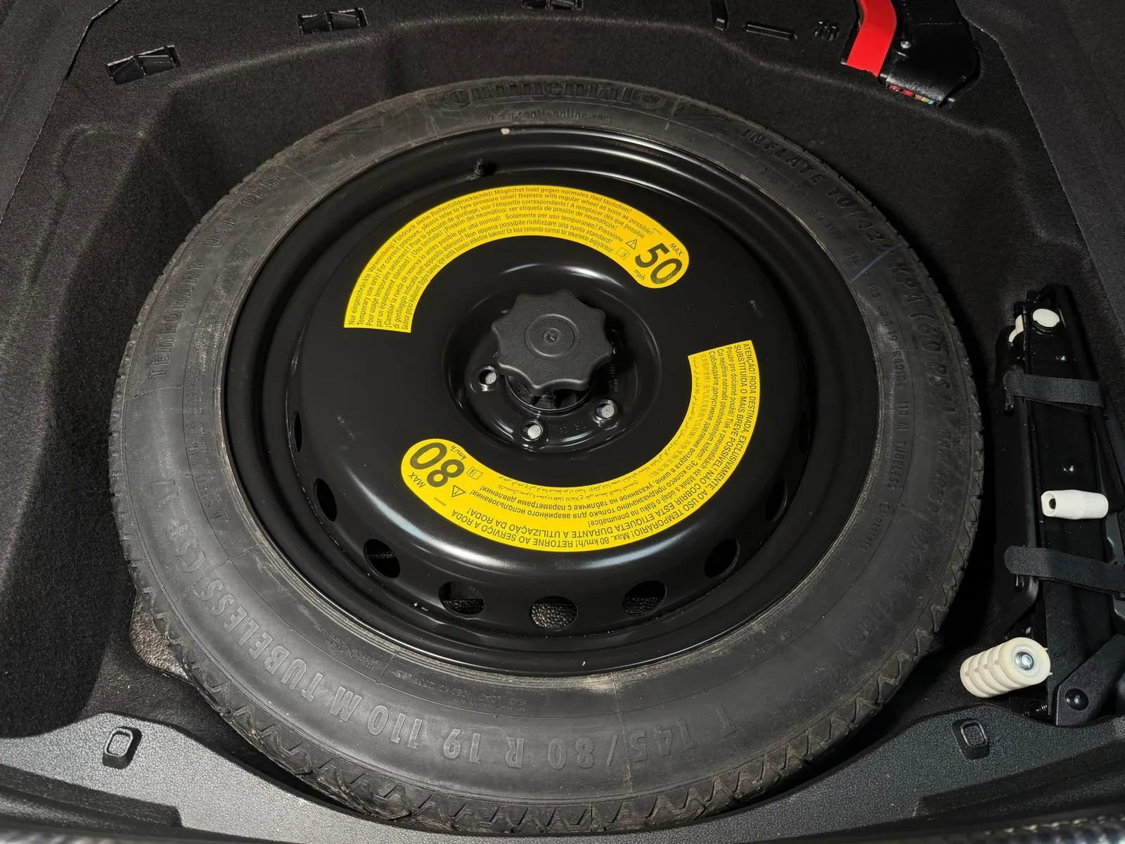 Used 2015 Audi A8 L 4.0T w/ Premium Package image 45