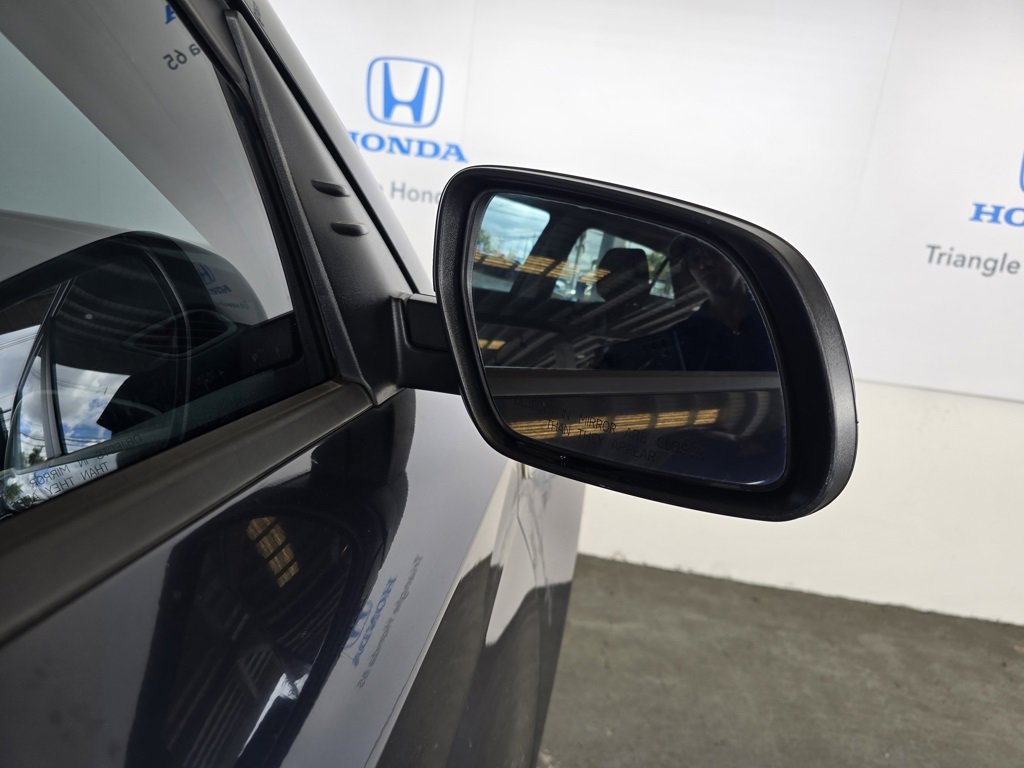 Used 2023 Hyundai Venue SE image 18