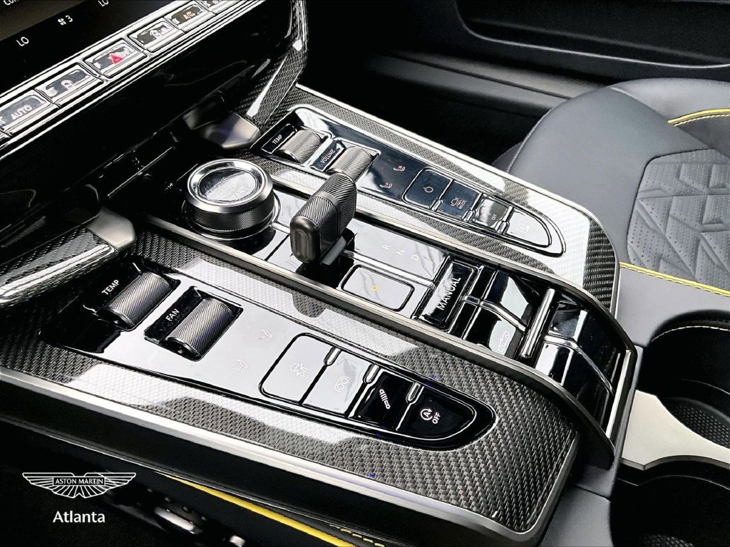 New 2026 Aston Martin Vanquish Convertible RWD image 8