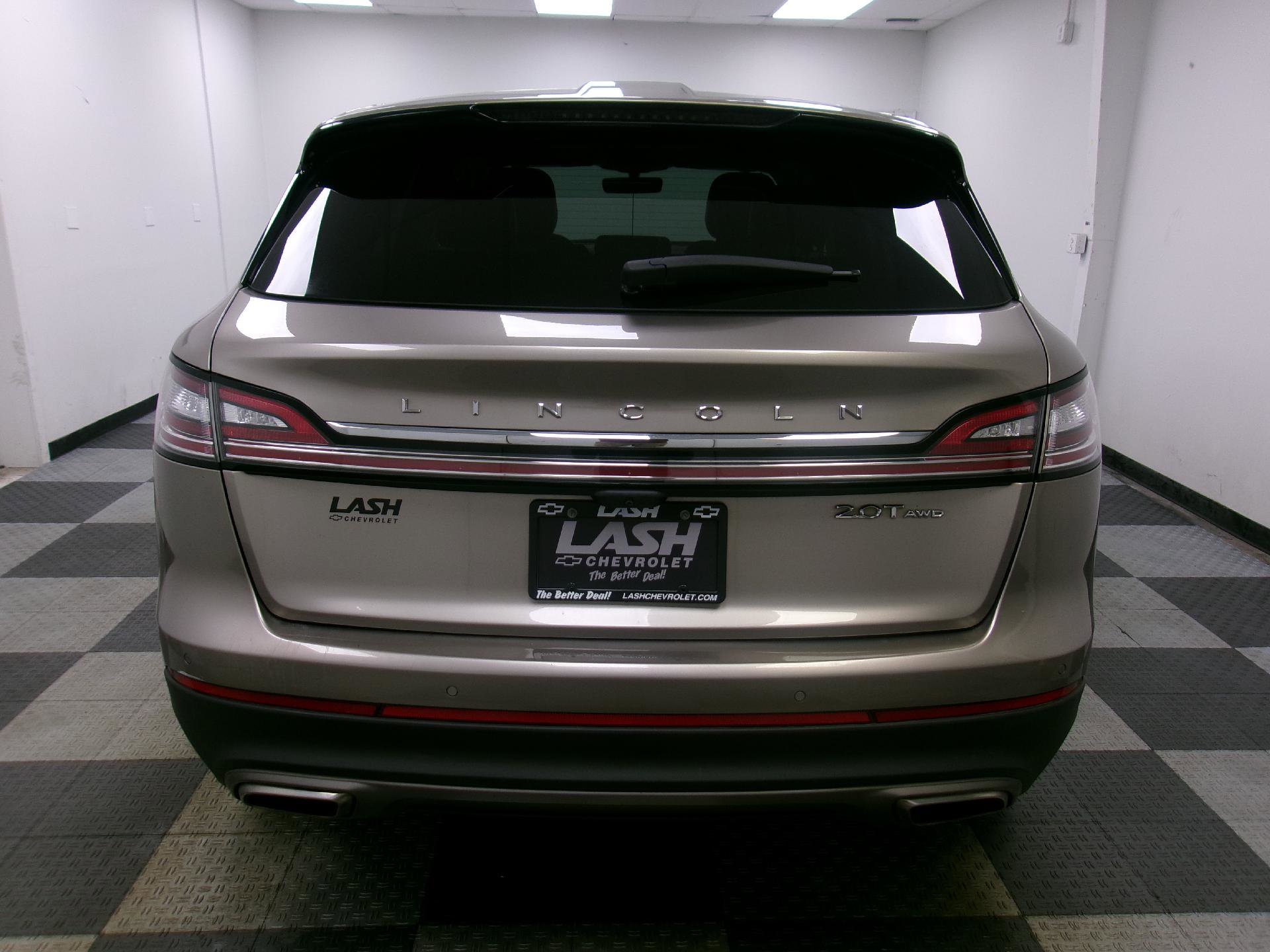 Used 2020 Lincoln Nautilus Premier w/ Equipment Group 101A image 12