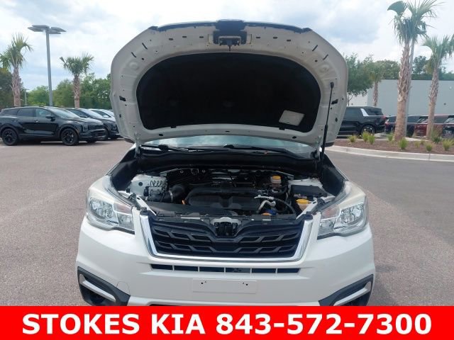 Used 2017 Subaru Forester 2.5i Premium w/ All-Weather Package AWD/4WD image 9