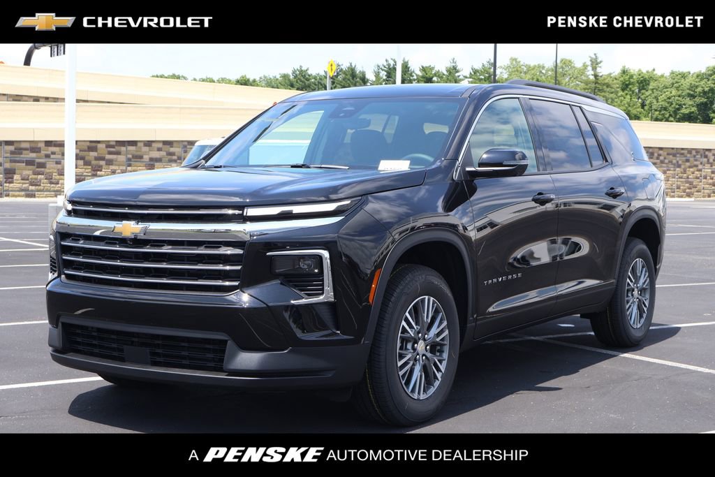 New 2026 Chevrolet Traverse LT w/ Driver Confidence Package image 1