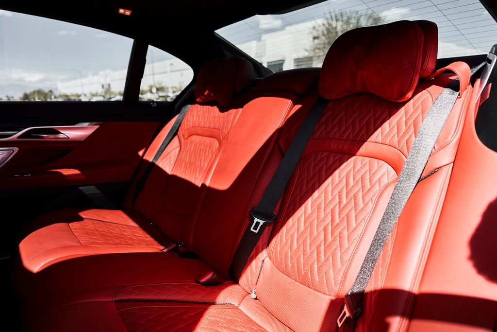 Used 2022 BMW M760i xDrive w/ Luxury Rear Seating Package image 47