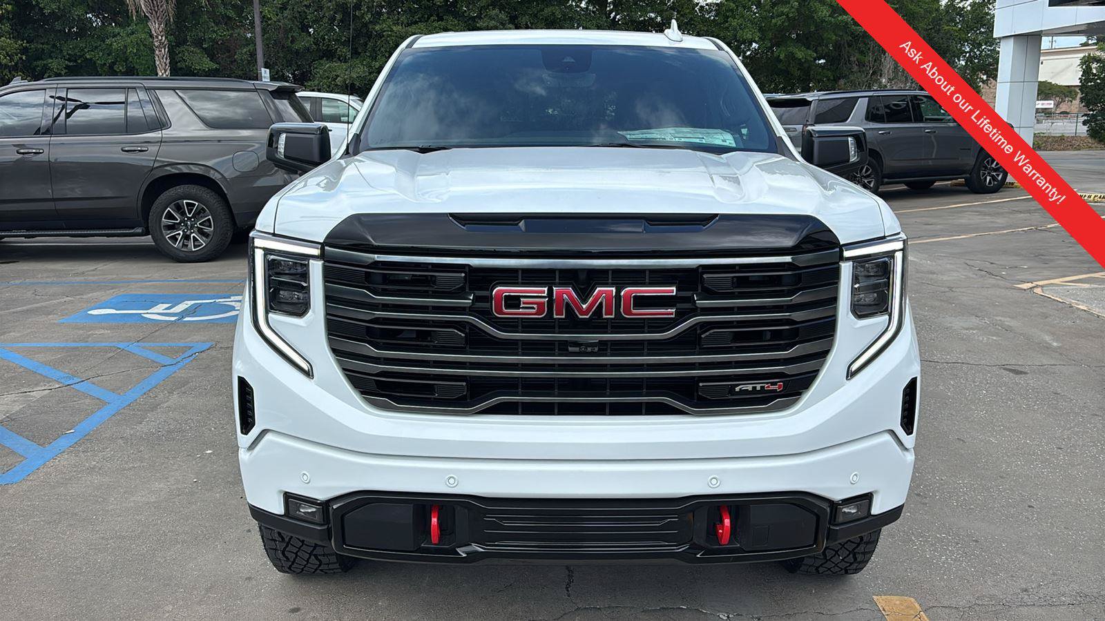 New 2026 GMC Sierra 1500 AT4 w/ AT4 Premium Package AWD/4WD image 2