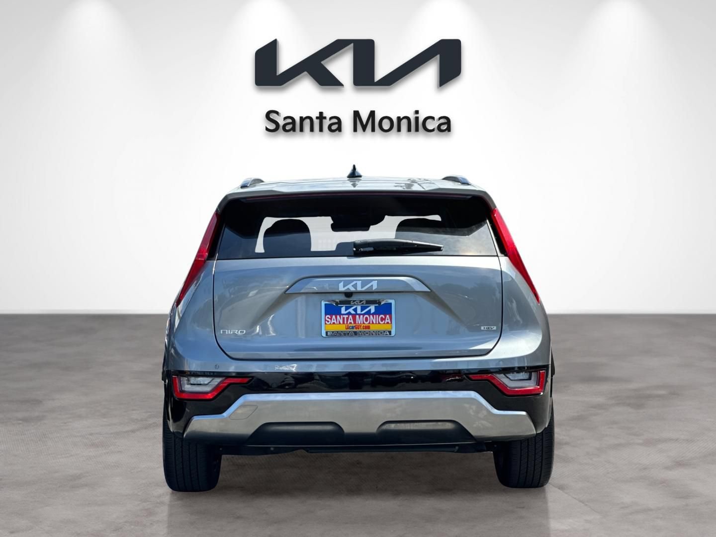 Certified 2023 Kia Niro SX Touring FWD image 5