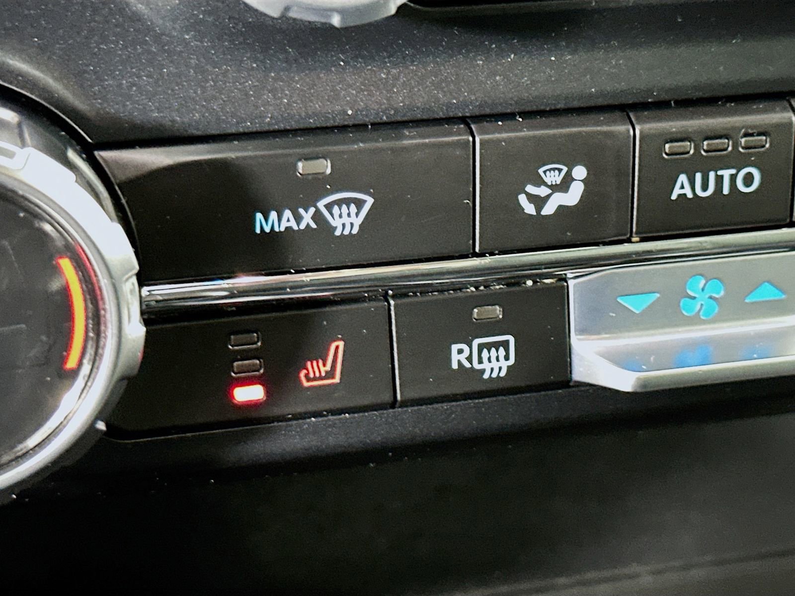 Used 2023 Ford F150 Lightning XLT AWD/4WD image 20