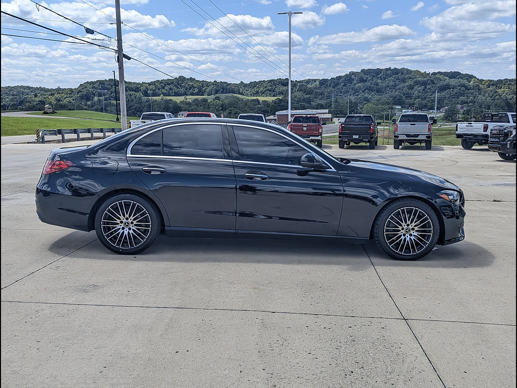 Used 2023 Mercedes-Benz C 300 4MATIC Sedan image 6