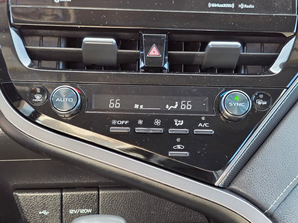 Used 2024 Toyota Camry XSE image 21