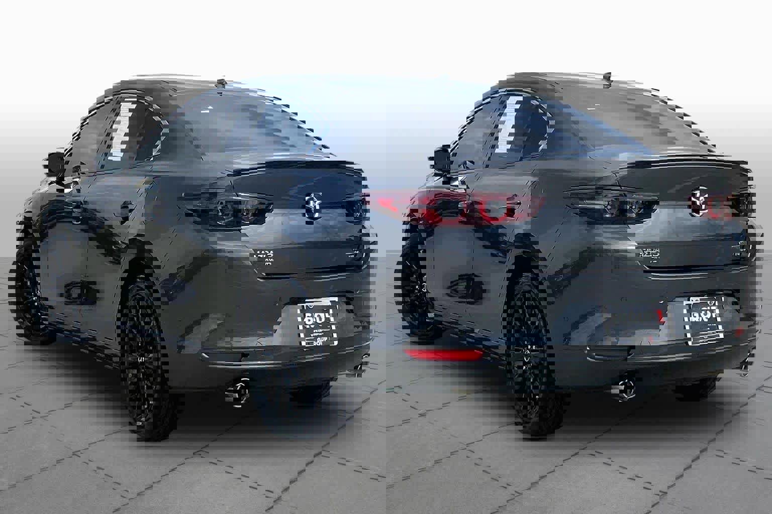 Used 2021 MAZDA MAZDA3 2.5 Turbo Sedan w/Premium Plus image 11