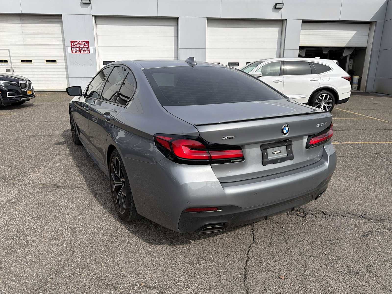 Certified 2023 BMW 530i xDrive w/ M Sport Package image 5